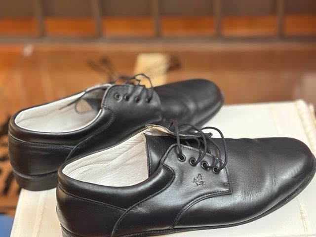 Zapatos de piel azul marino