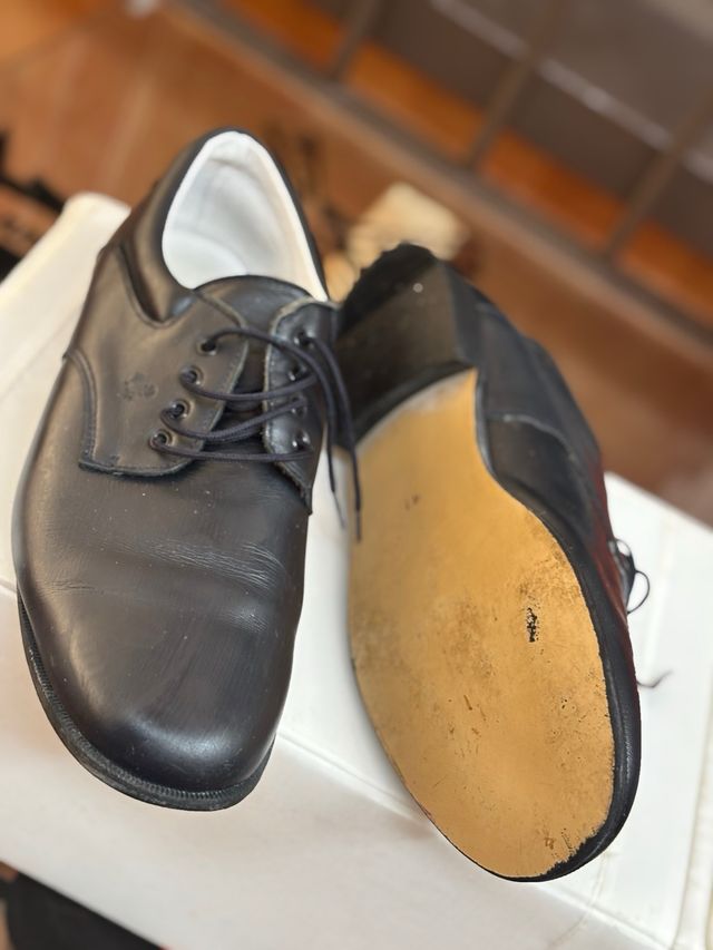 Zapatos de piel azul marino