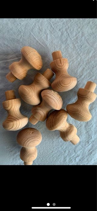 POMOS DE MADERA 8 unds.