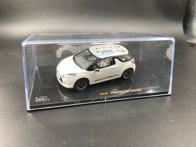 1/43 Citroën DS3 KENZO EDITION 2010
