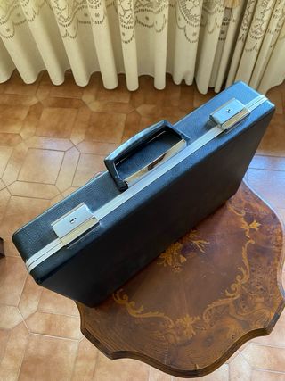 Valigetta portadocumenti nera