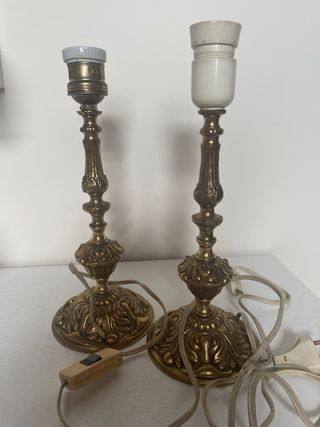 Pies de lampara de mesita de bronce