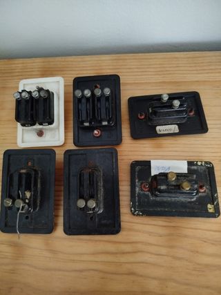 INTERRUPTORES Y ENCHUFES ANTIGUOS