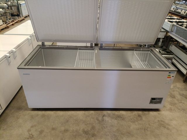 Arcón congelador de 2250mm.