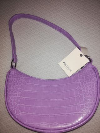 Bolso lila pull and bear 