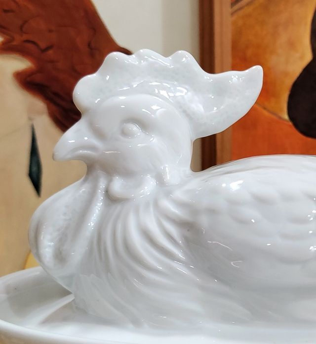 Gallina de cerámica. Huevera/contenedor