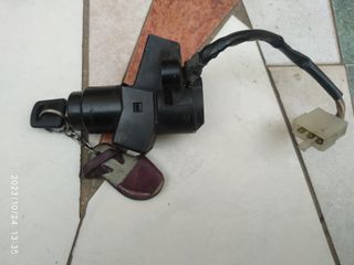 Clausor interruptor encendido Kawasaki Zephyr 750