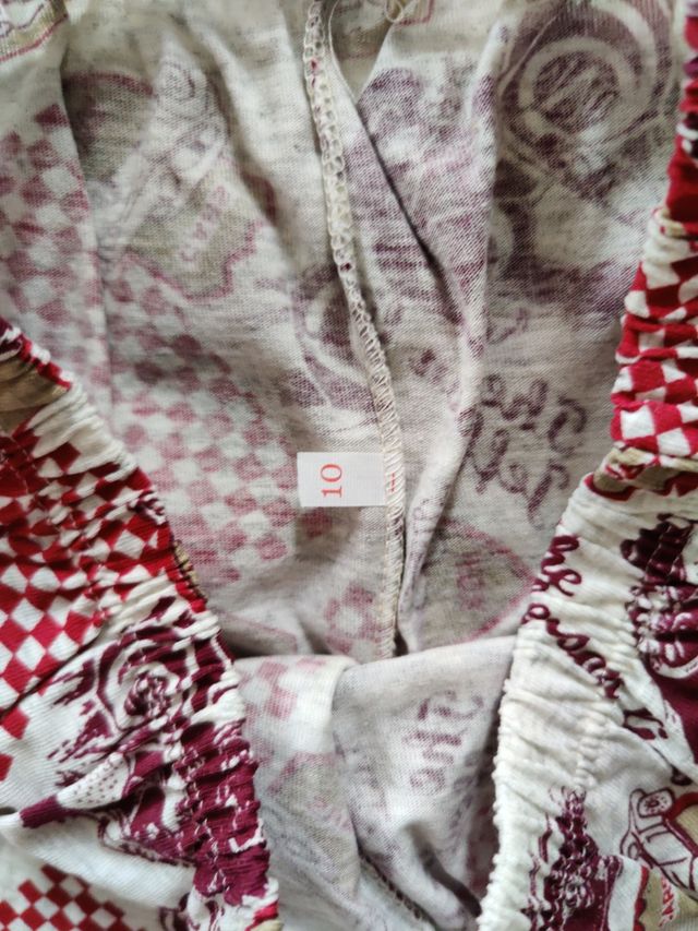 Pijama de niño. Manga corta y pantalón .