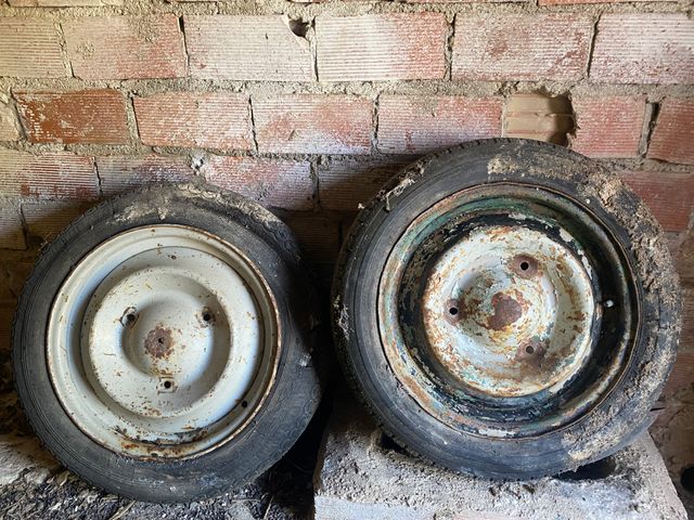 Llanta Dyane 6 / 2CV