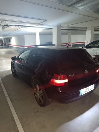 Volkswagen Golf 2003