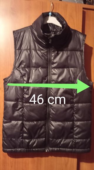 Chaleco acolchado nuevo Stradivarius