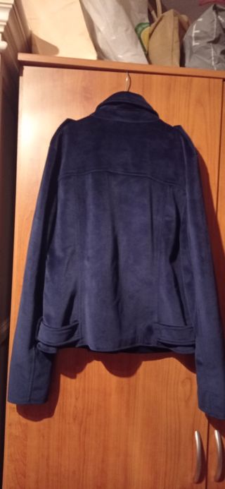 Cazadora tipo terciopelo azul marino