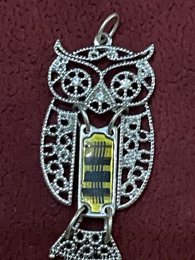 Colgante labrado Búho.