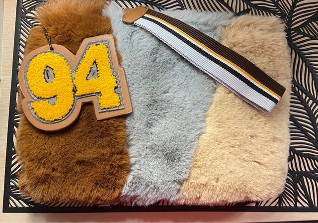 Bolso clutch Parfois pelo