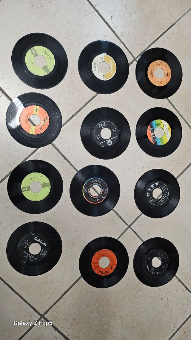 Dischi 45 giri vinile