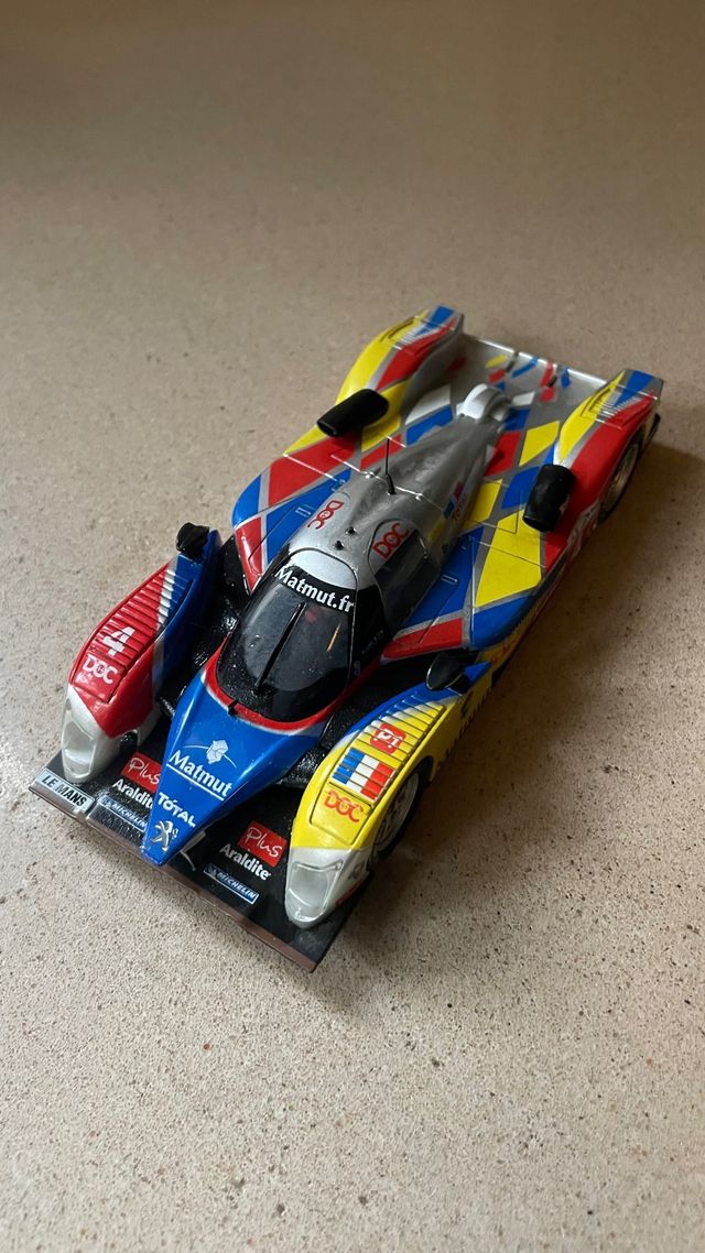 Peugeot 908 LMP1 Scalextric