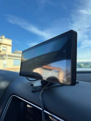 Pantalla y camara para coche
