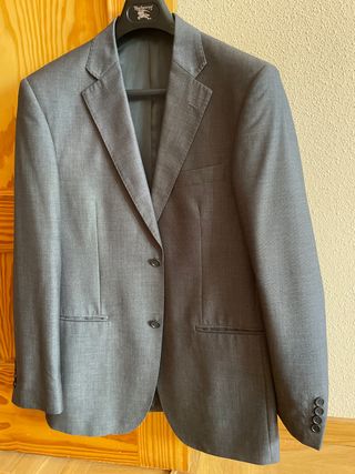Traje