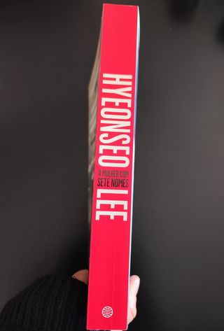 A Mulher com Sete Nomes (Portuguese Edition)