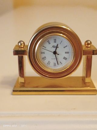 Orologio in miniatura Marca Attona. Macchinari giapponesi