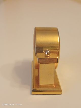 Orologio in miniatura Marca Attona. Macchinari giapponesi