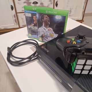 Consola Xbox One más mando