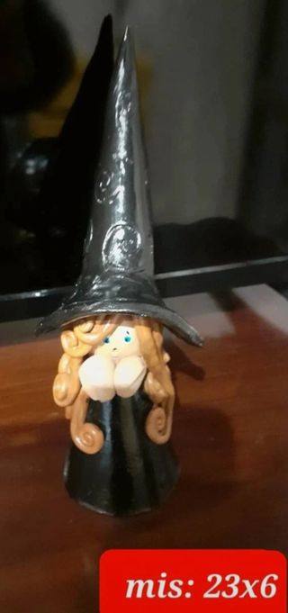 Statuina Streghetta Fantasy terracotta