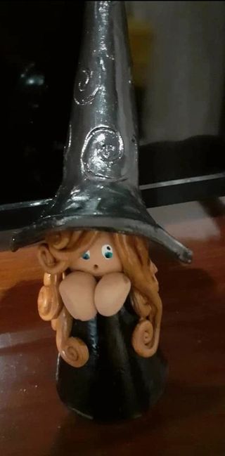 Statuina Streghetta Fantasy terracotta