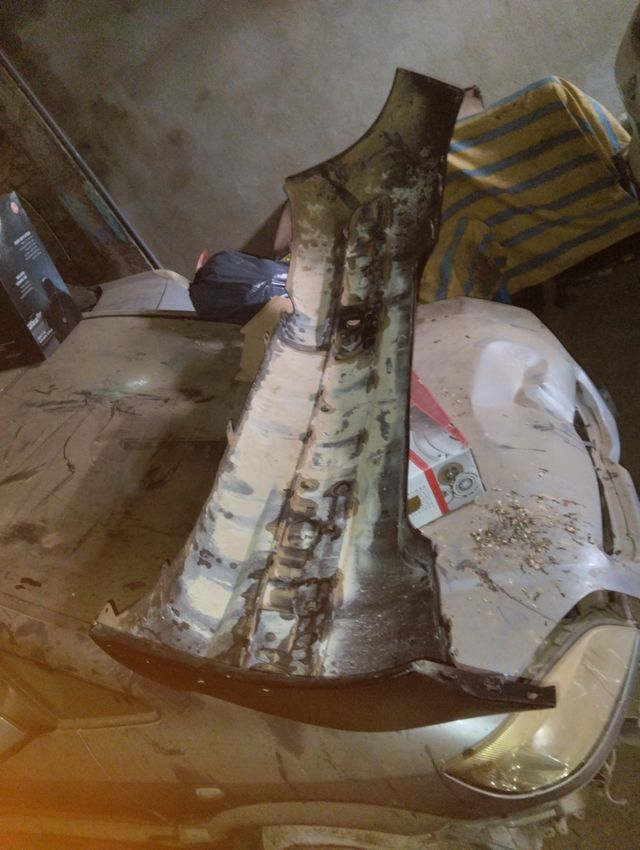 Paragolpe trasero Peugeot 207