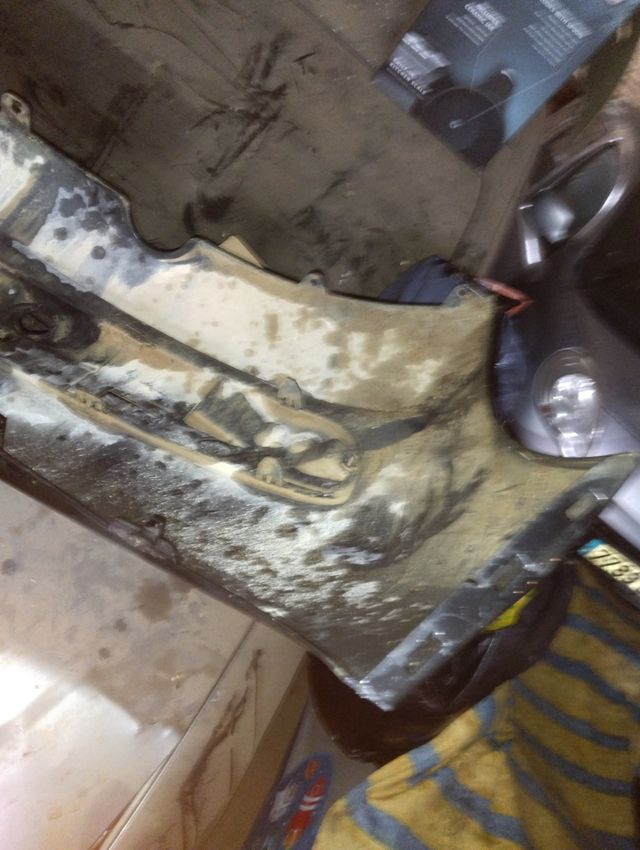 Paragolpe trasero Peugeot 207