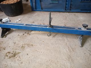 Soporte puente motor y máquina para amortiguadores