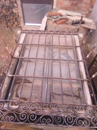 Puertas, ventanas, brocal, comoda