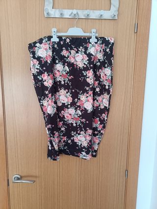 Falda lápiz floral 