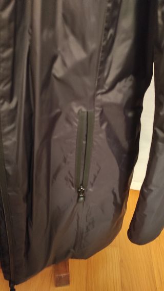 Gabardina impermeable acolchada