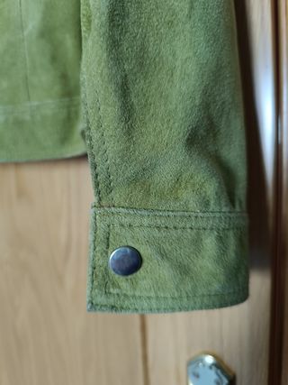 Cazadora de ante verde lima, talla S