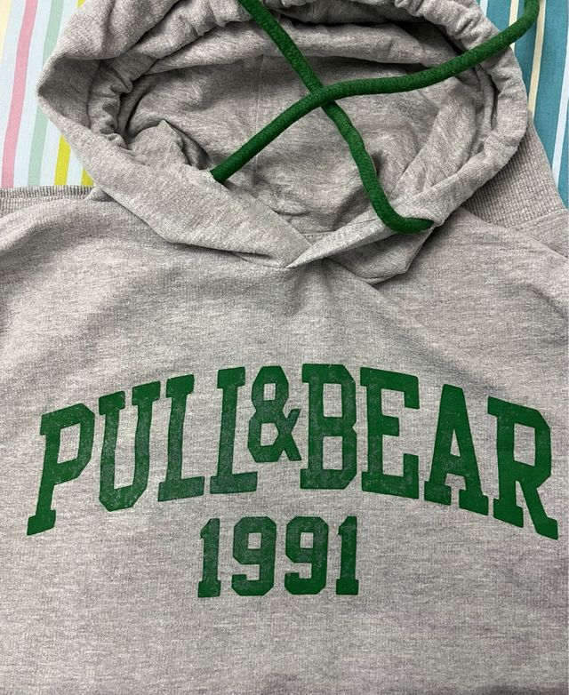 Felpa grigia Pull and Bear