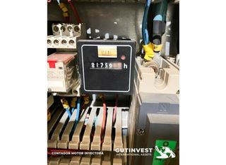 Inyectora de plástico 650 Tns.