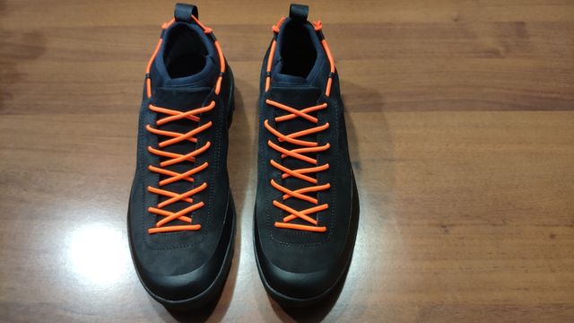 Scarpa per il tempo libero, nuove mai usate.