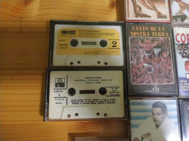 19 cintas de cassette