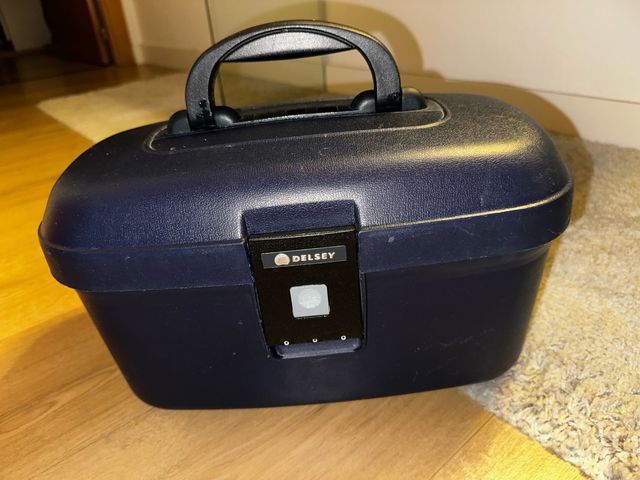 Neceser rigido Delsey