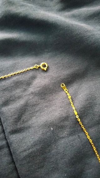 Collar oro