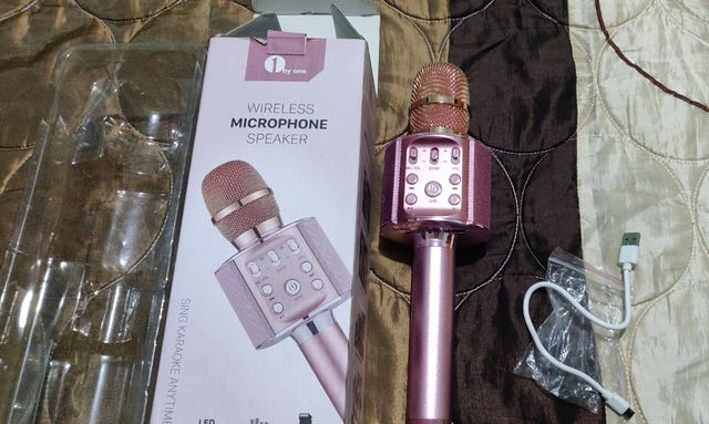 Micrófono rosa Wireless