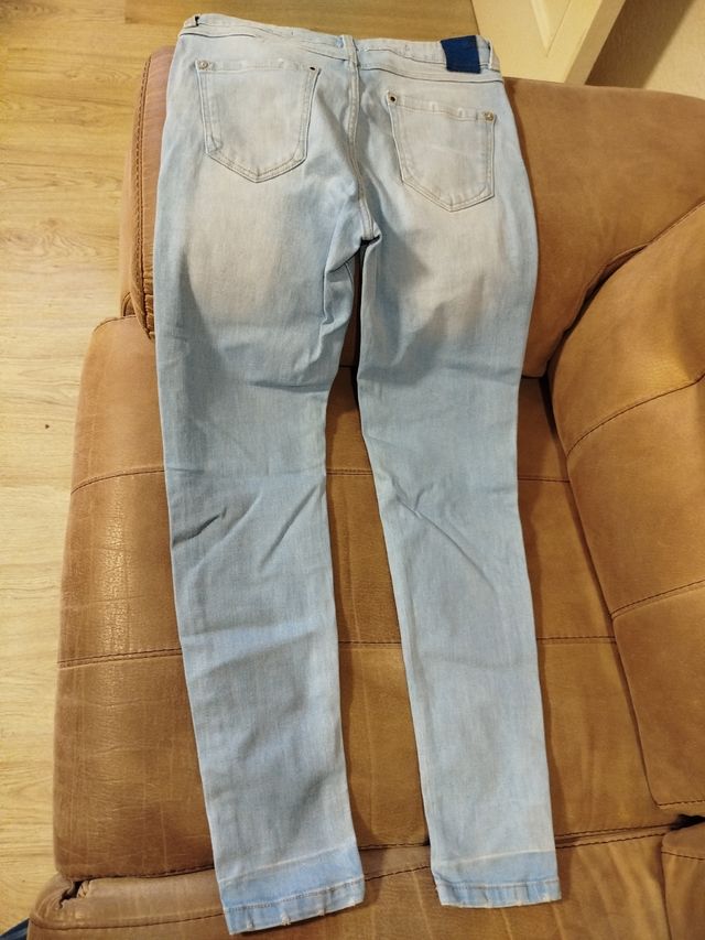 Pantalón Stradivarius