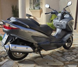 Suzuki Burgman 125 Executive