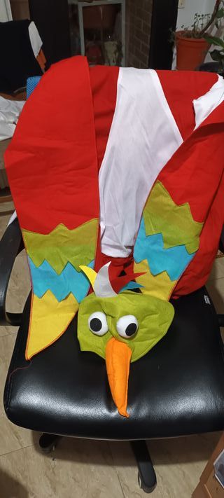 3 Trajes carnaval.Pájaro loco,dinosaurio,Cab Zodi