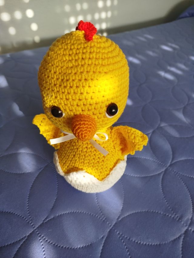 MUÑECO AMIGURUMI, POLLITO