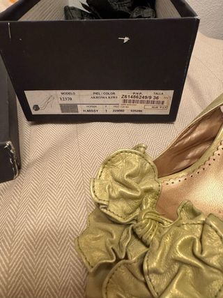 Tacones de piel firma Nicolás