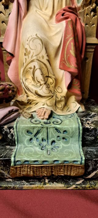 Sagrado Corazón entronizado Olot