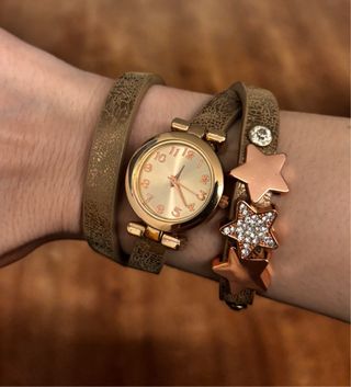 Reloj pulsera de diseño