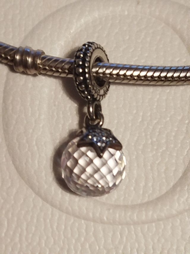 Pandora bola de cristal